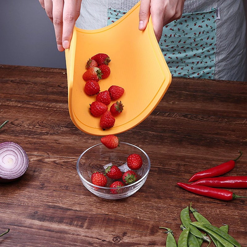 Liflicon Silicone Thick Cutting Boards Mats Set of 3pcs Foldable & Flexible Design Juice Grooves Easy Grip Handle Dishwasher Safe for Kitchen,BPA free Silicone Cutting Mats-Yellow - Image 5